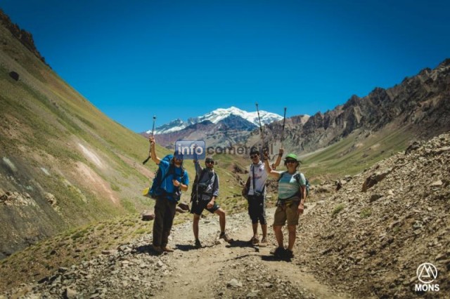 Trekking Cerro Hielo Azul y Refugios del Bolsn - Travesa en la Patagonia